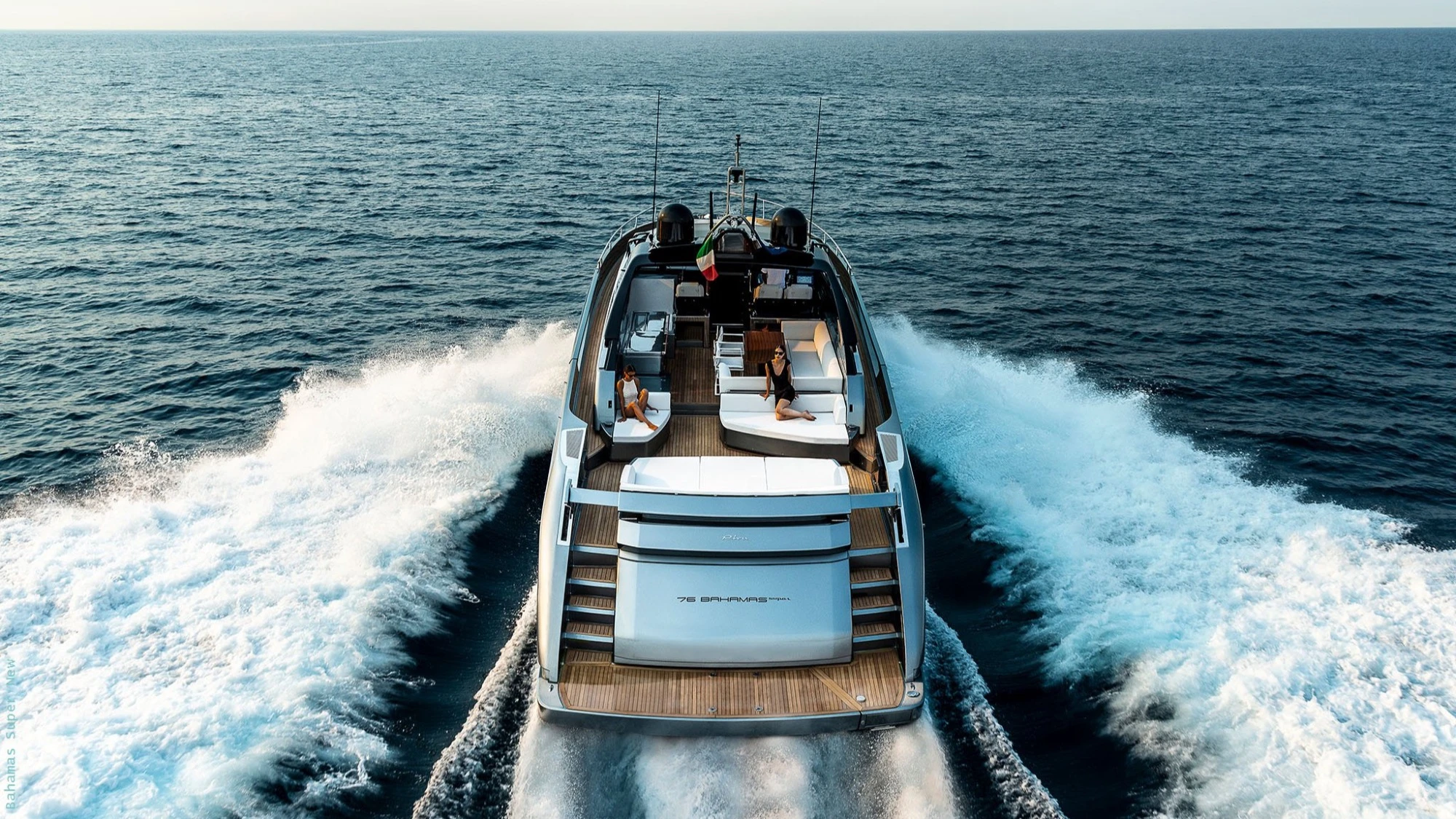 Riva 76' Bahamas Super