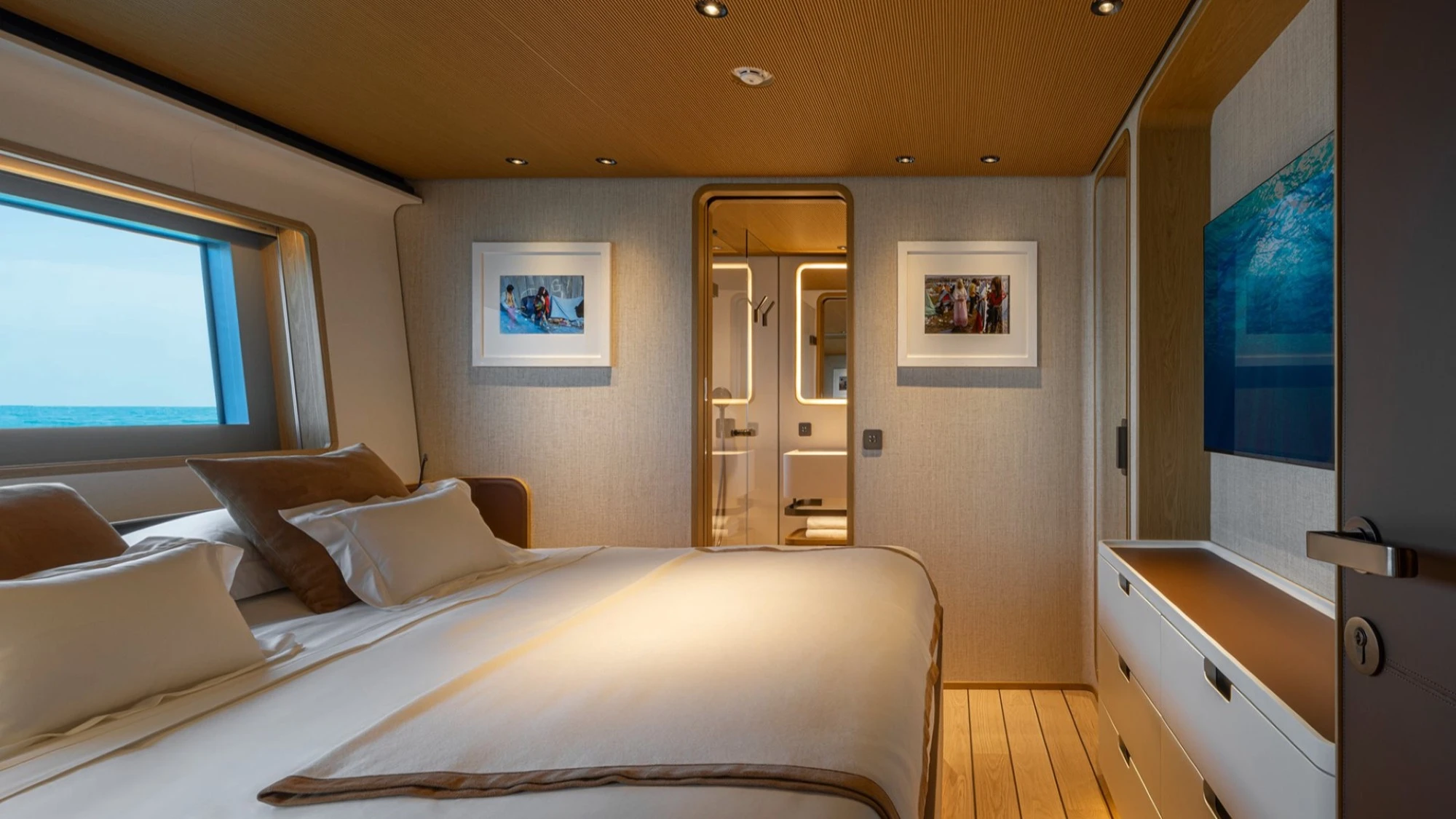 Custom Line Navetta 38