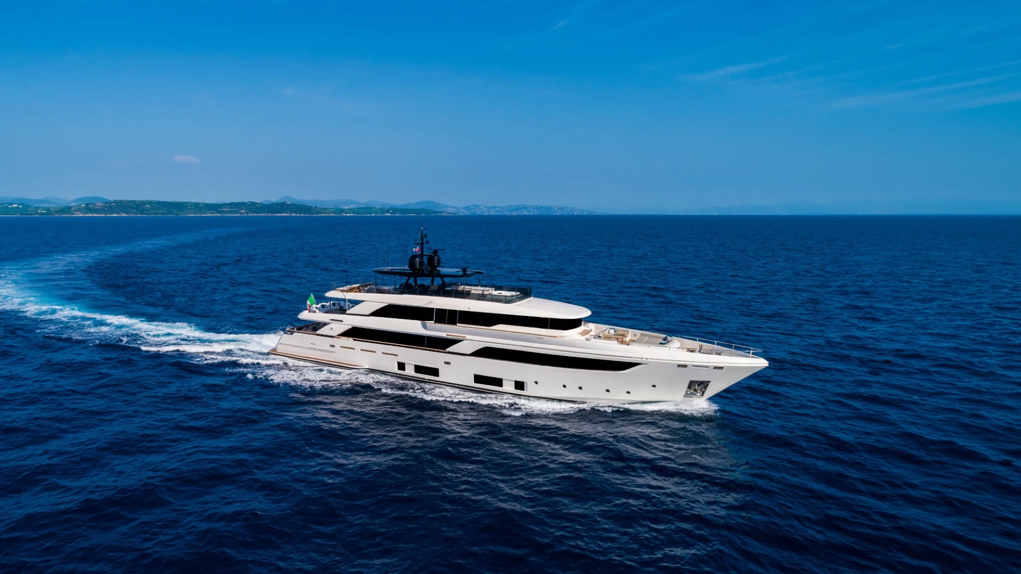 Custom Line Navetta 42