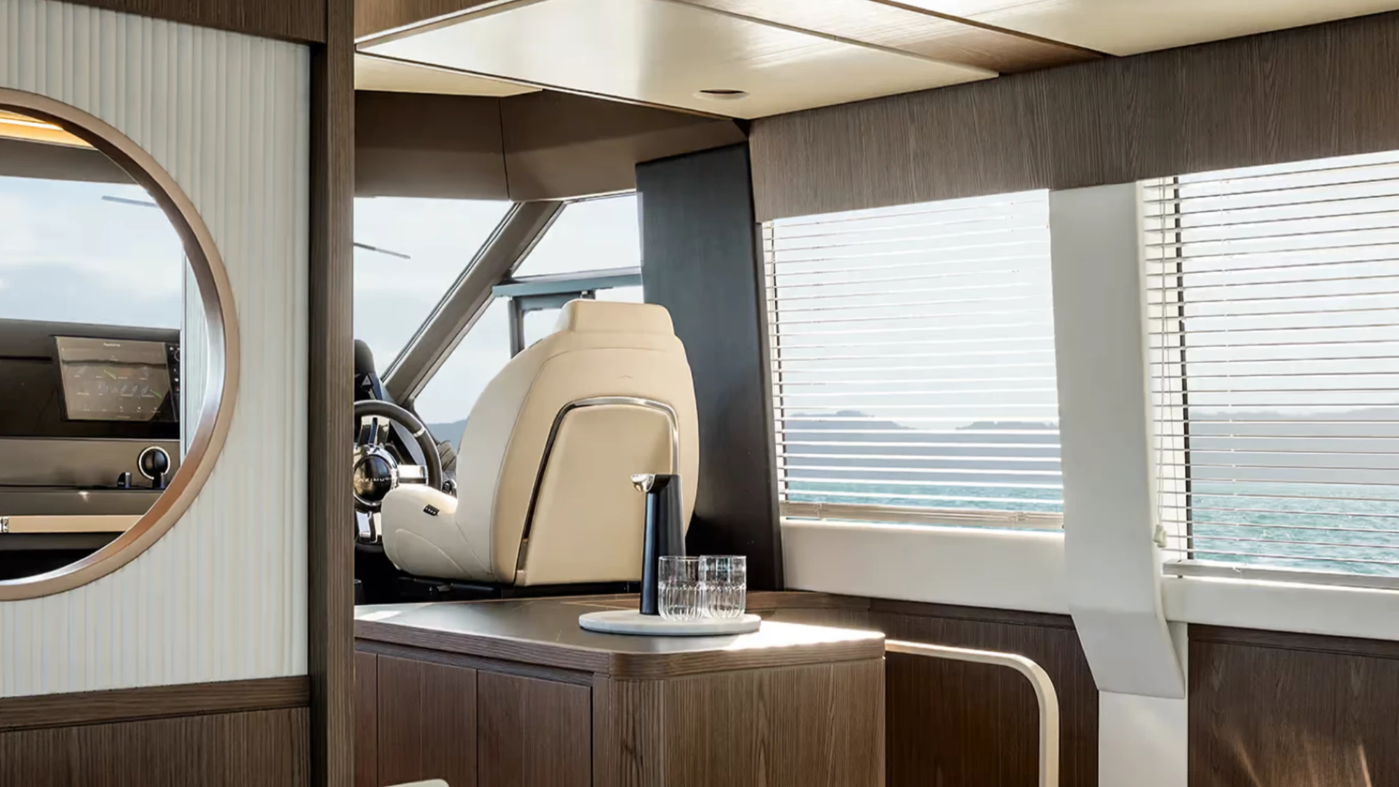 Azimut Magellano 66