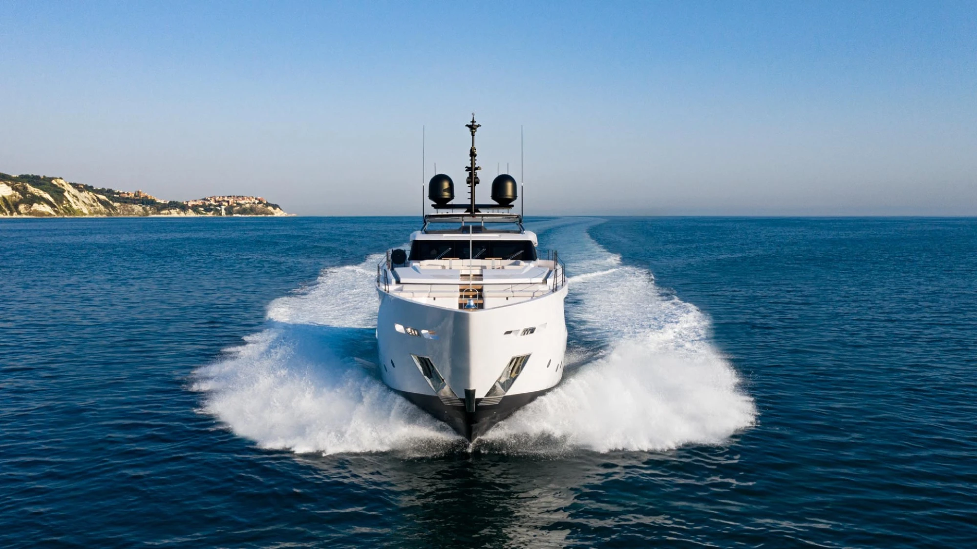 Custom Line 106'