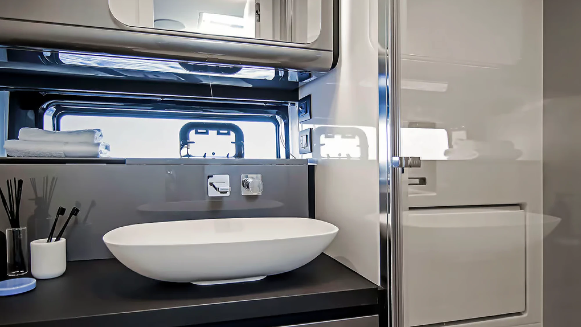 Azimut Verve 48