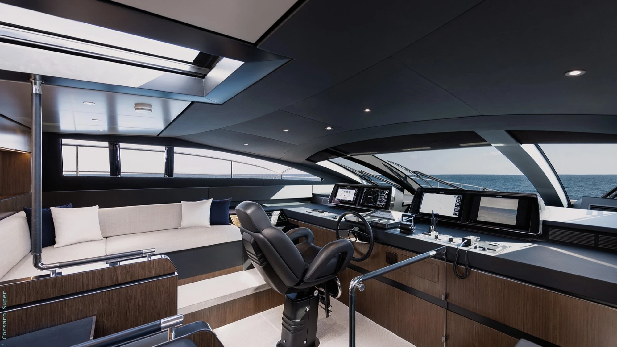 Riva 102' Corsaro Super