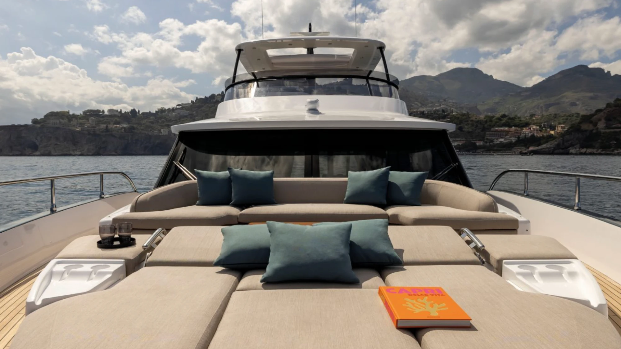 Azimut Magellano 60