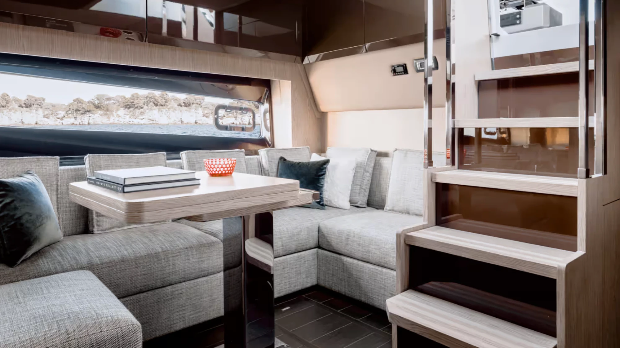 Azimut Atlantis 51
