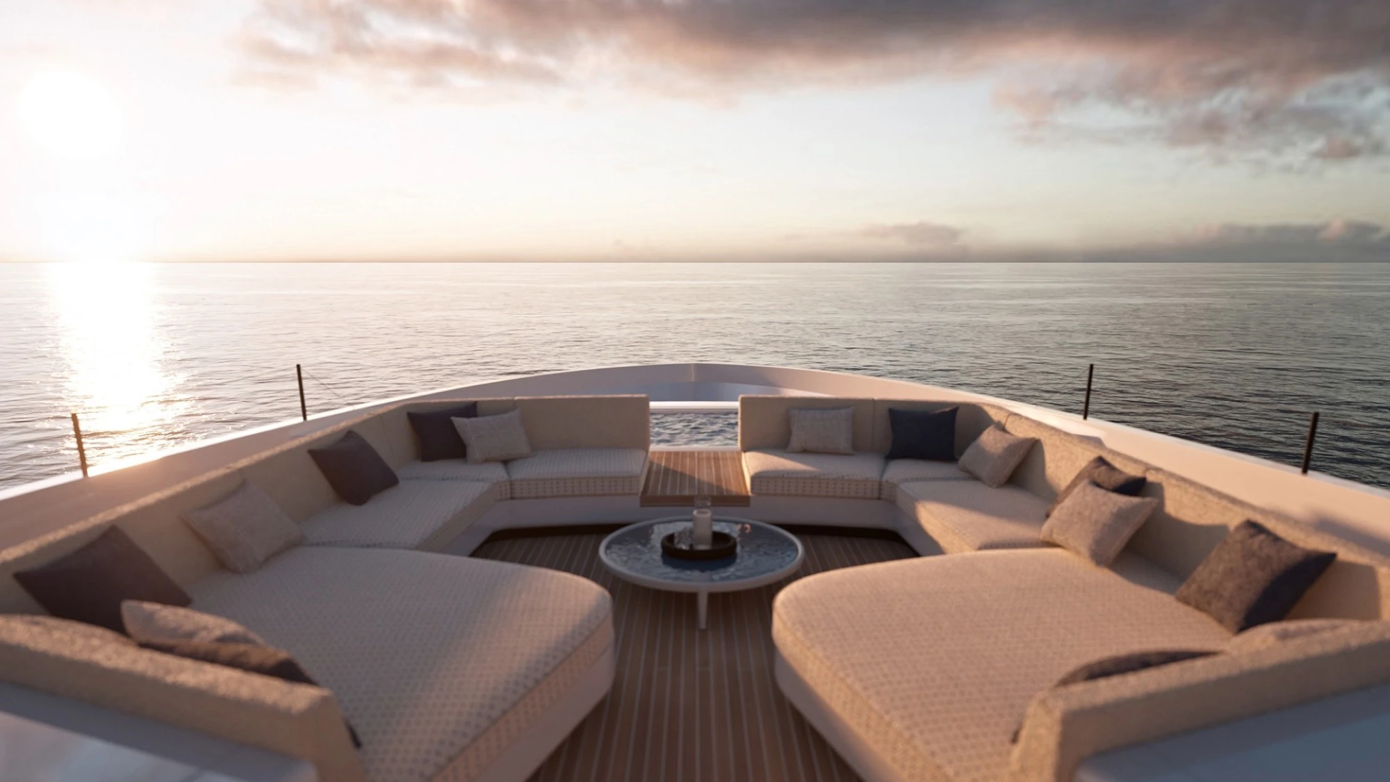 Custom Line Saetta 128'