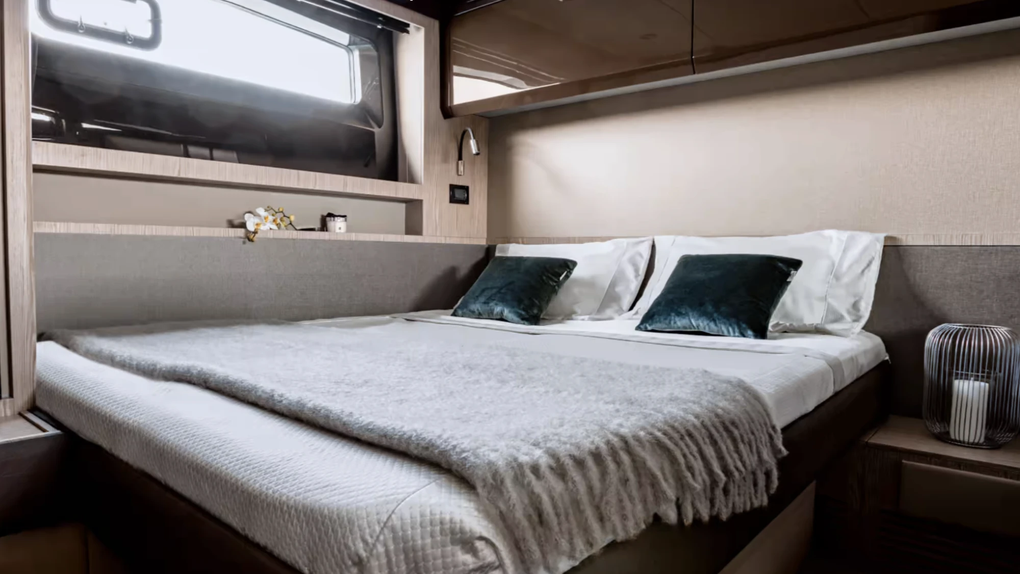 Azimut Atlantis 51