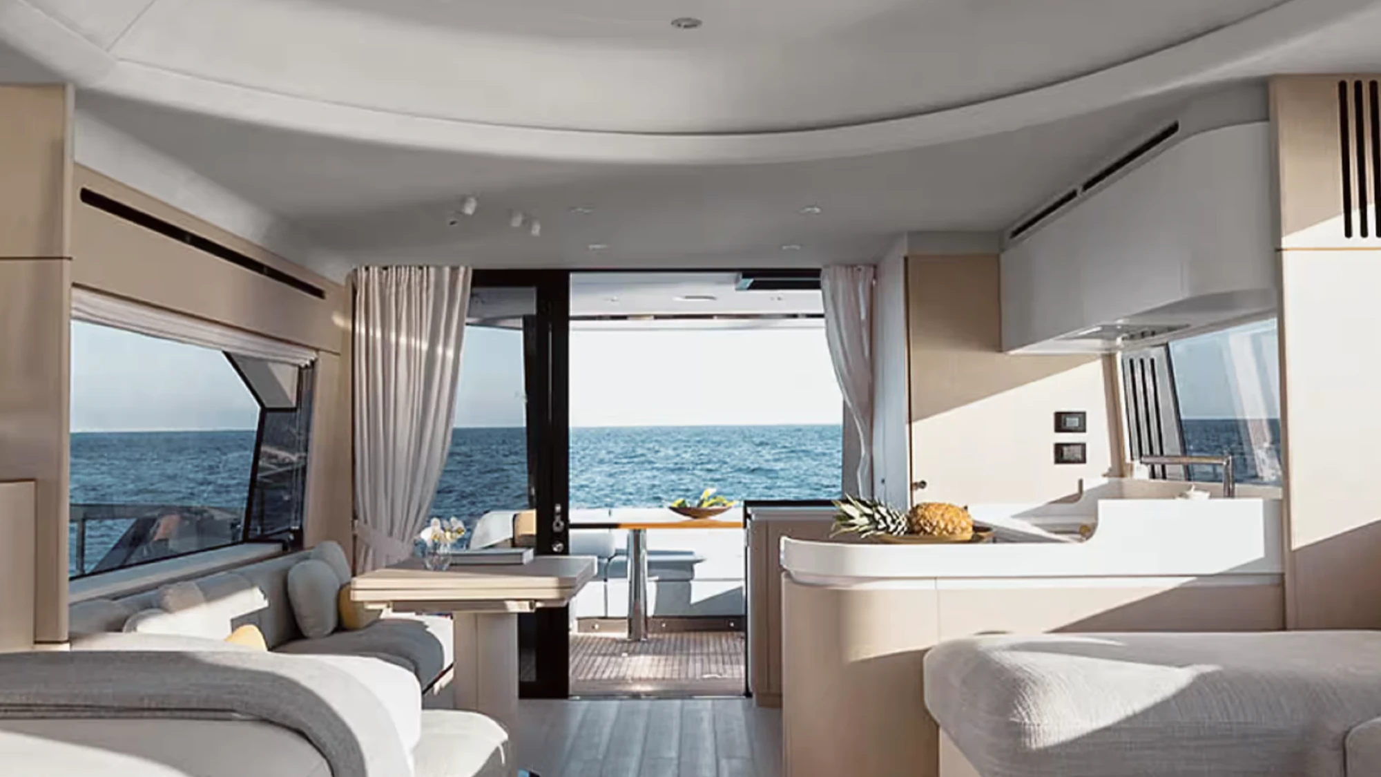 Azimut Fly 68