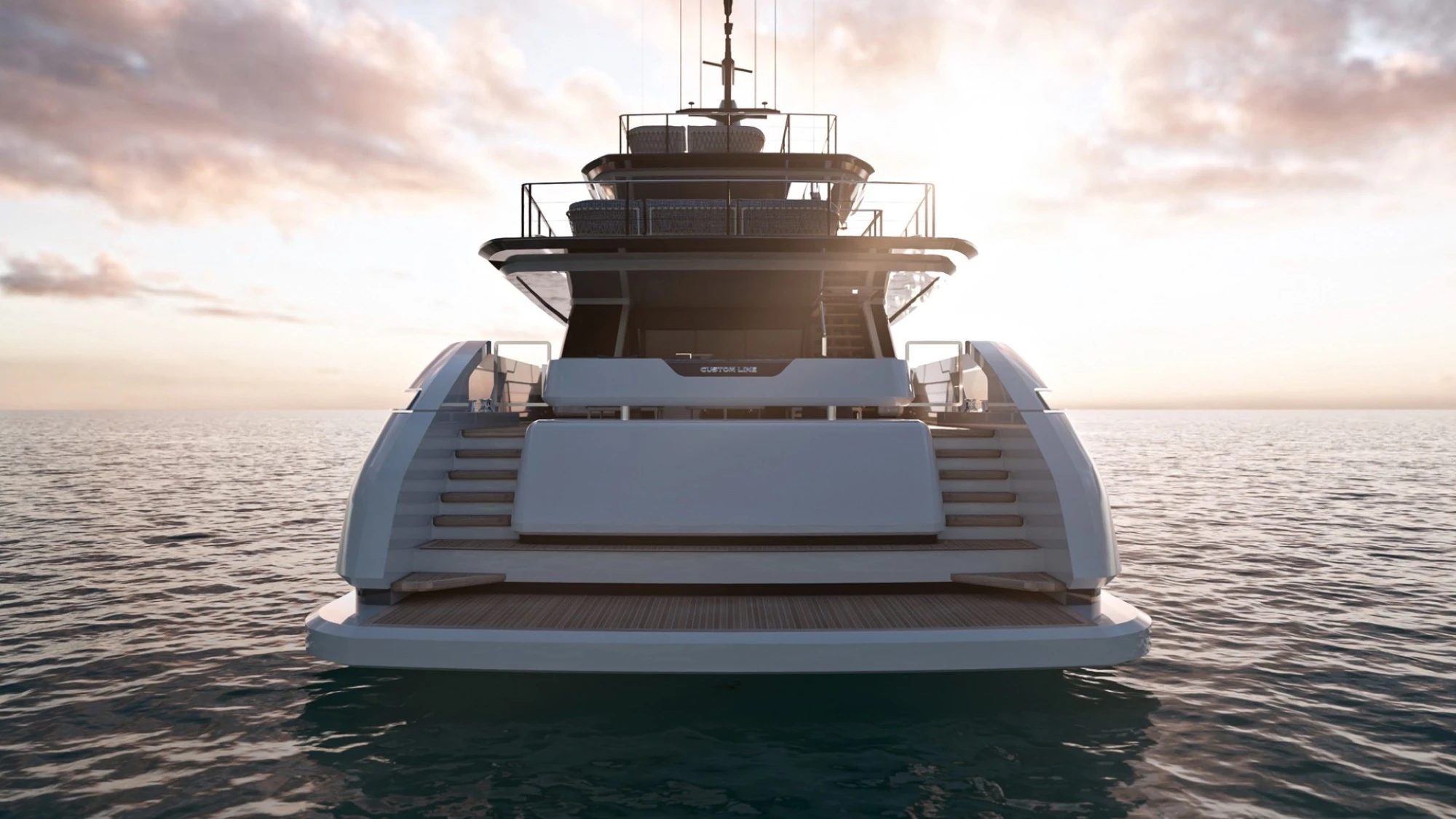 Custom Line Saetta 128'