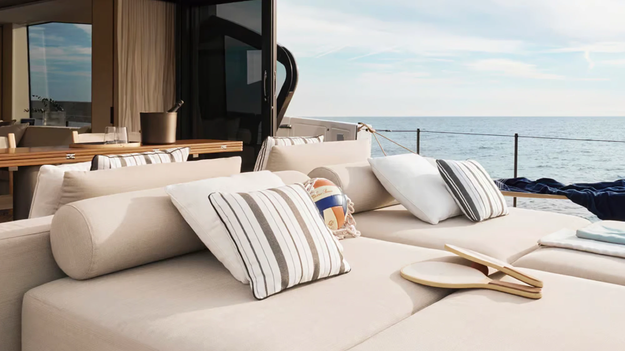 Azimut Seadeck 7