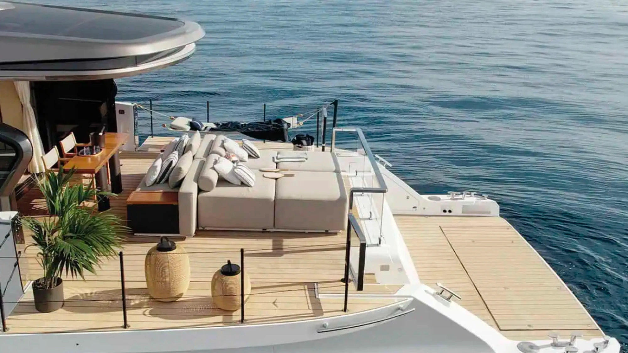 Azimut Seadeck 7