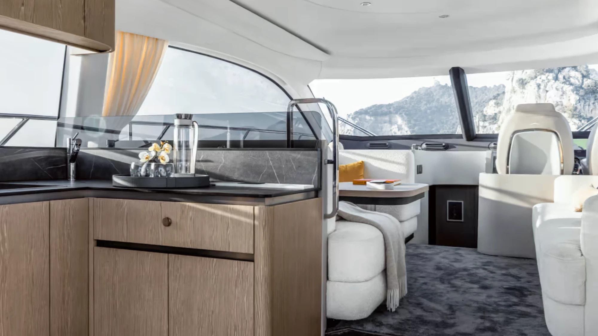 Azimut Fly 53