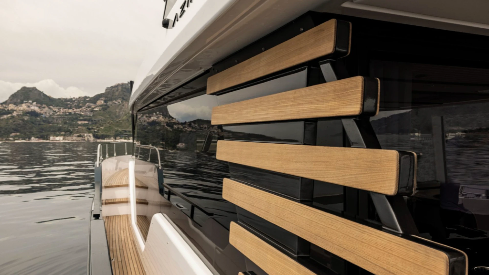 Azimut Magellano 60