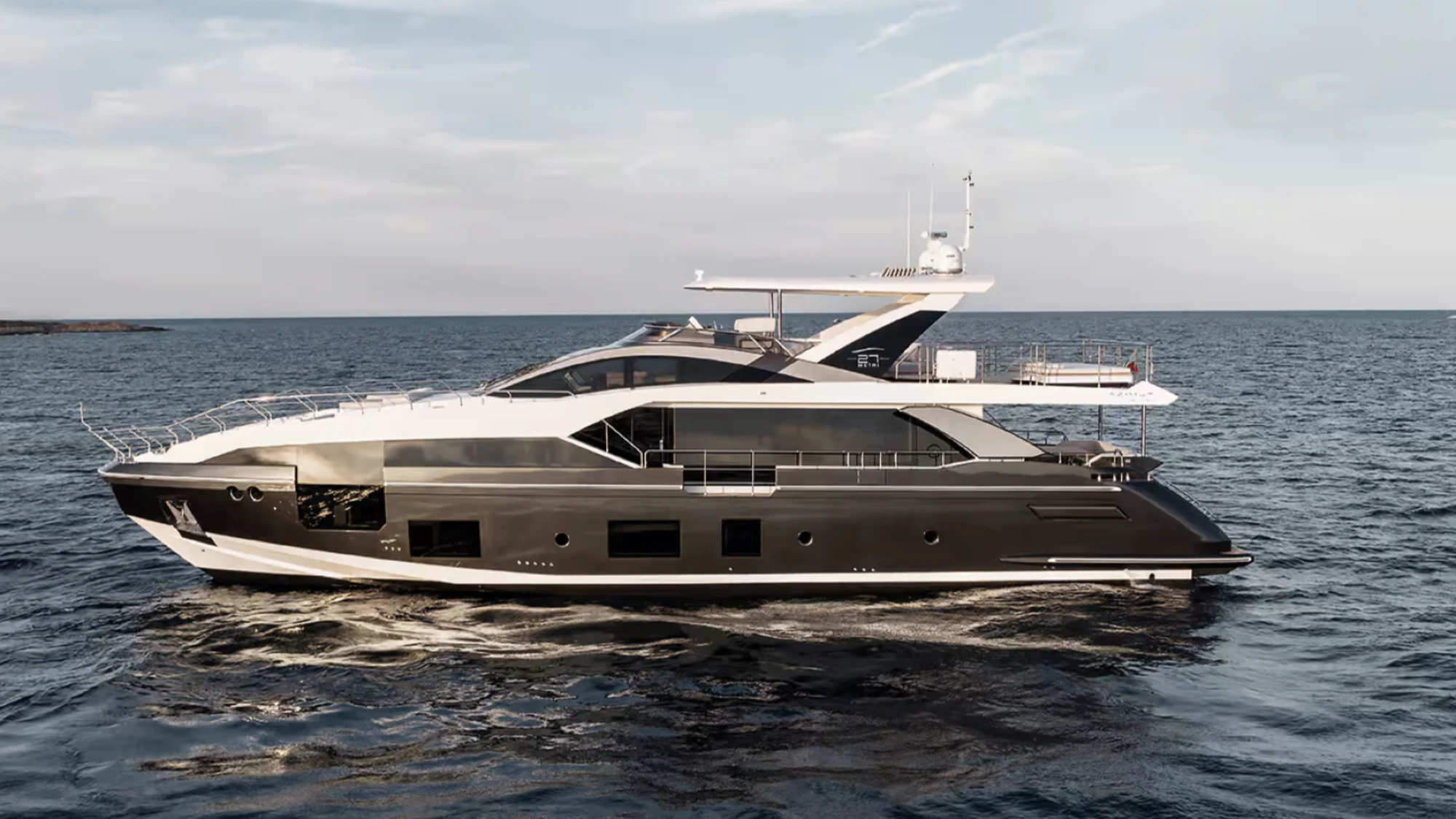 Azimut Grande 27M
