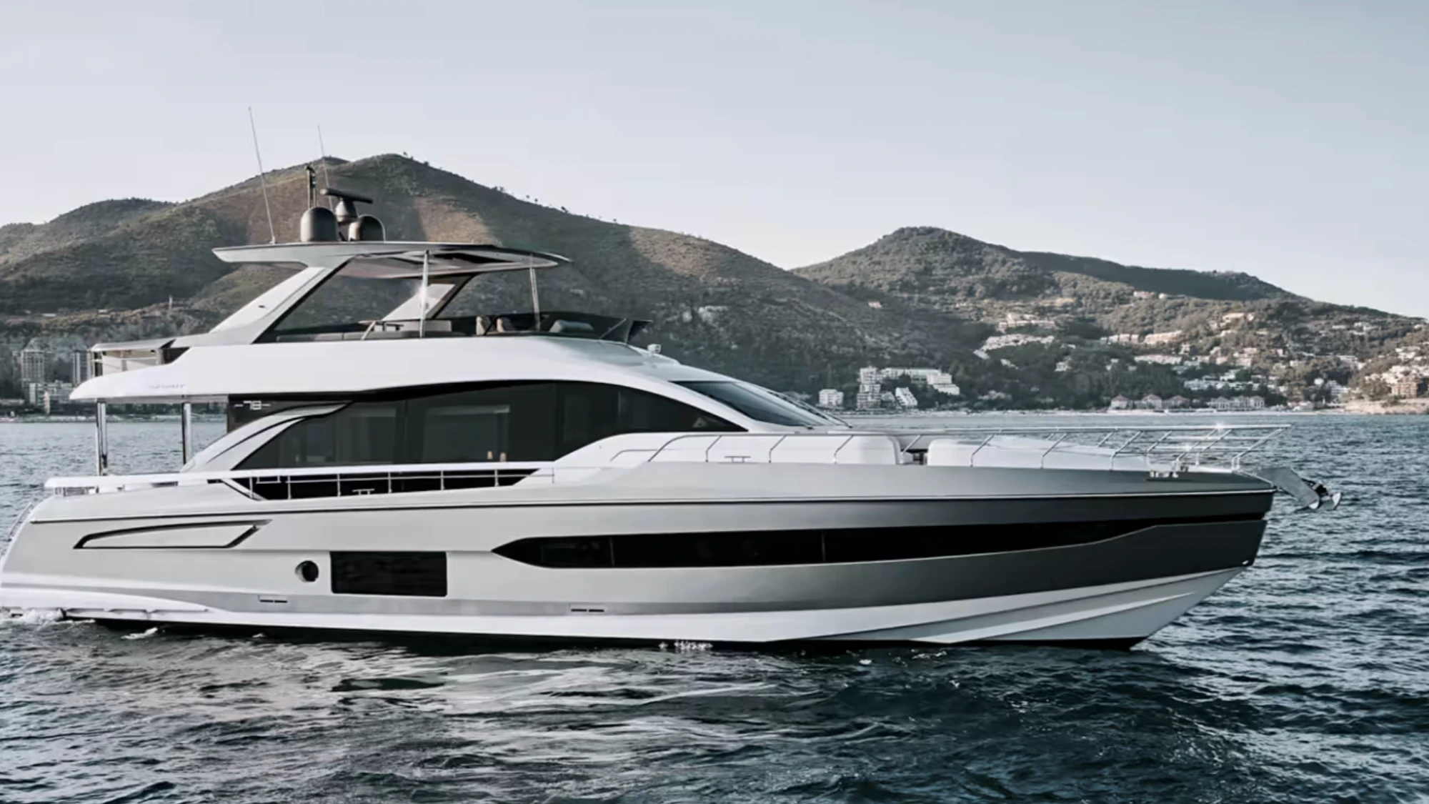 Azimut Fly 78